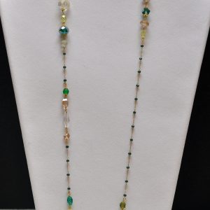 Collana Lunga lavorazione rosario con pietre dure cristalli Swarovski e cristalli di Boemia