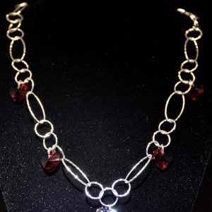 Collana con catena in filigrana diamantata e cristalli Swarovski